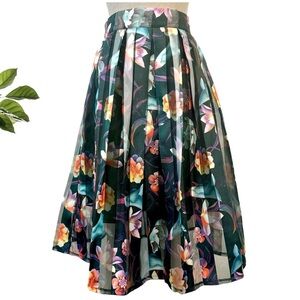 Paprika small pleated colorful floral skirt